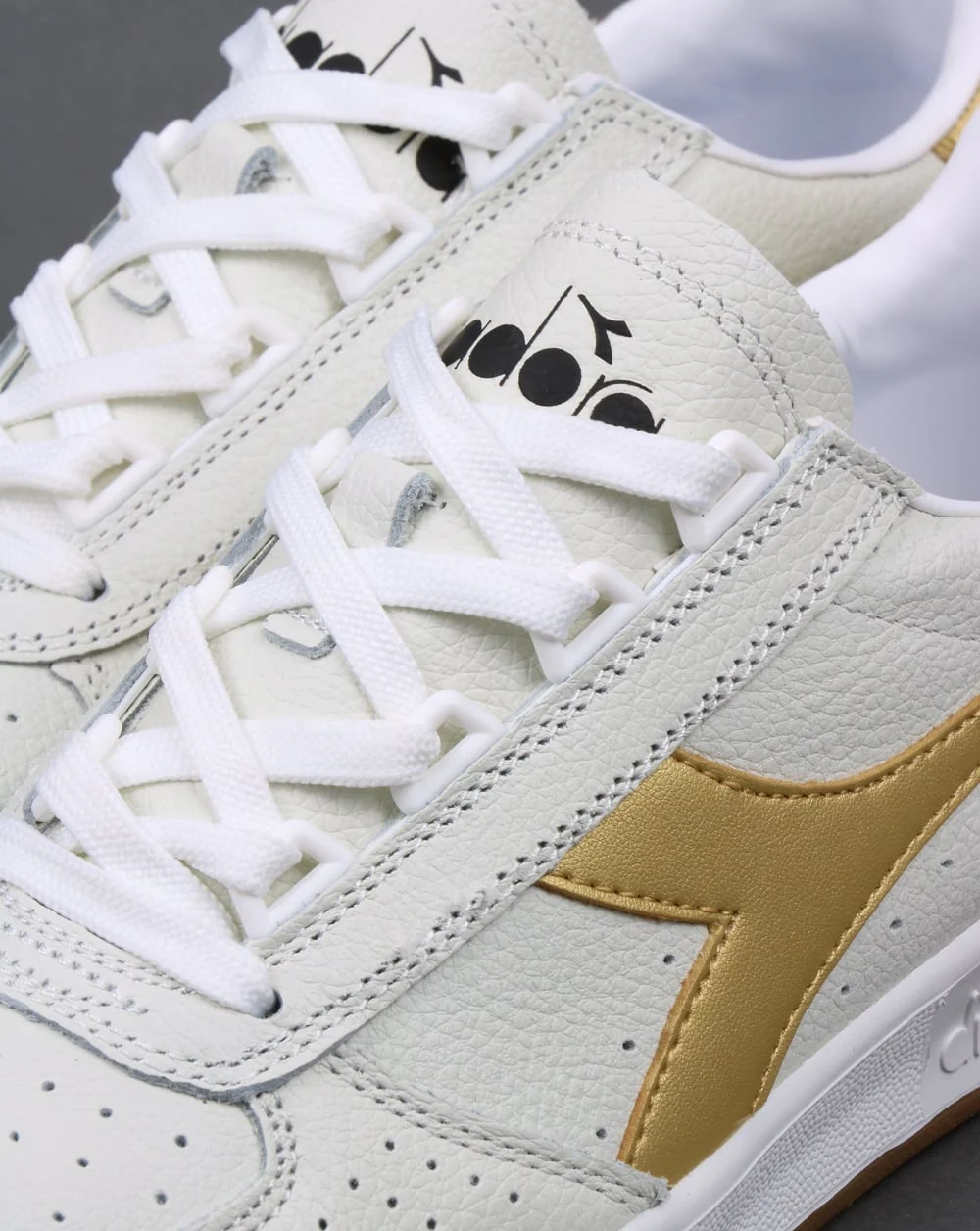 Diadora B. Elite L Trainers White/Gold - Image 4