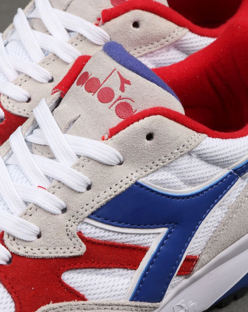 Diadora N902 S Trainers White/Blue/Red - Image 4