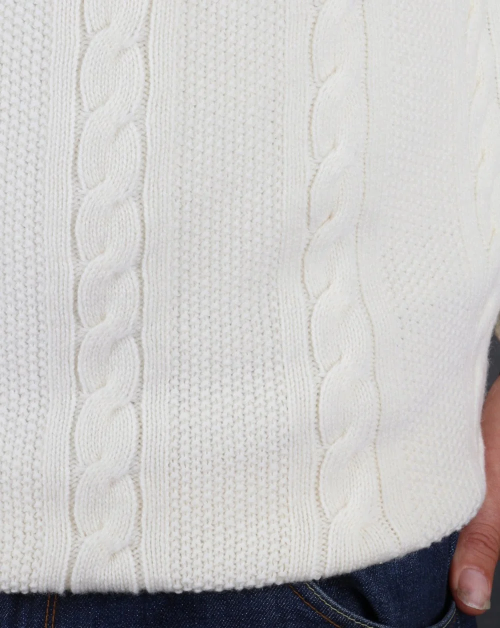 Lyle And Scott Cable Knit Lambswool Jumper Ivory - Image 3